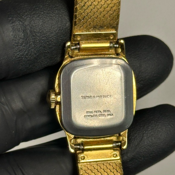 Timex 1983 Mechanical Textured Dial Gold-Tone Stainless Steel 22mm Dress Watch - Picture 11 of 12